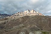 Ladakh - Fotu La (4147 m), the highest pass on the route to Kargil